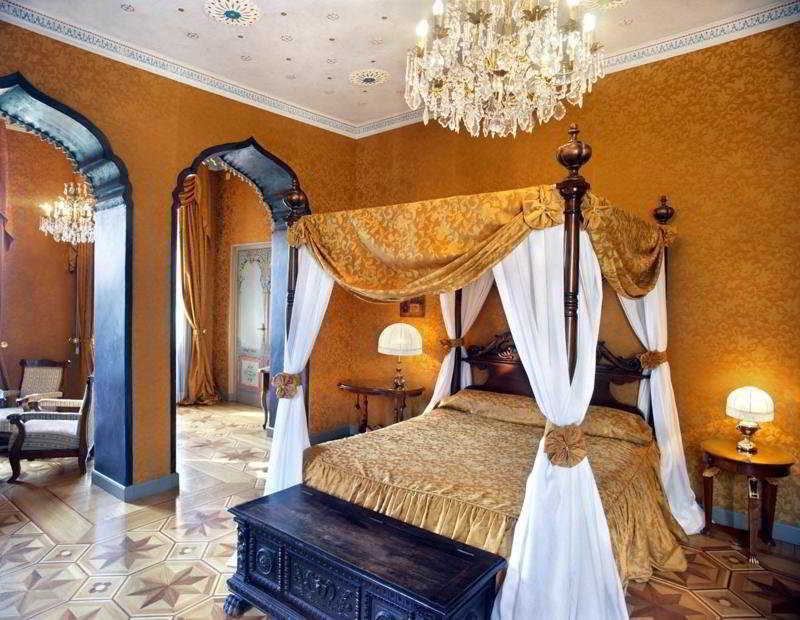 Relais & Chateaux Villa Crespi Orta San Giulio Δωμάτιο φωτογραφία